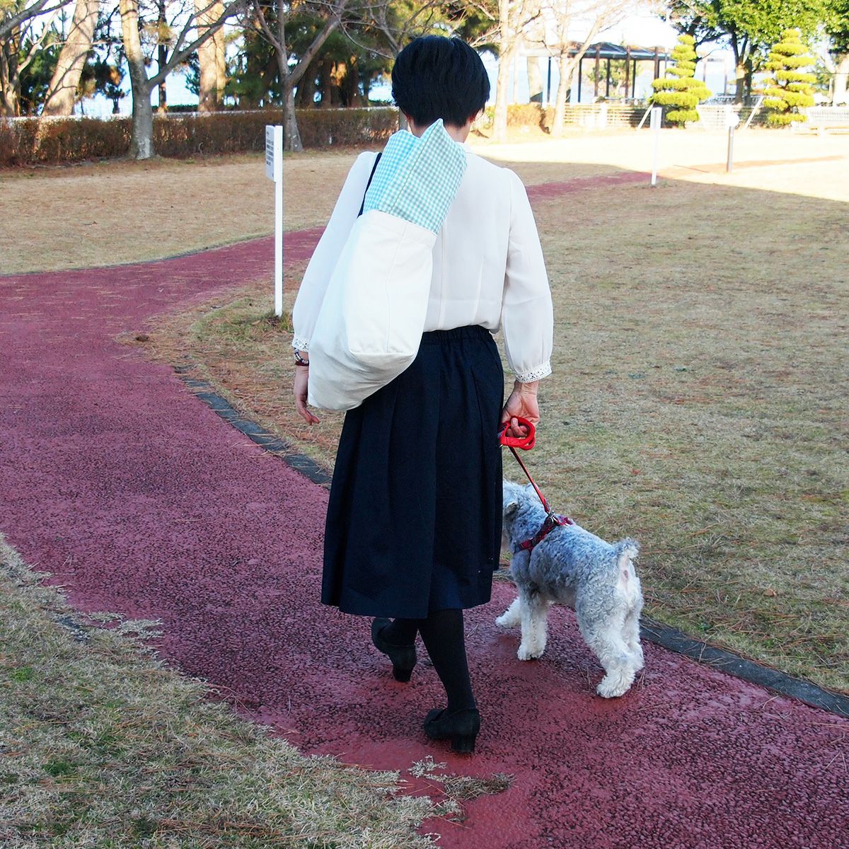 高反発ブレスエアー製 おでかけドッグカフェマット Sサイズ 近江化成工業株式会社 滋賀県 東近江市 C43 犬用 ペットマット クッション 洗える 抗菌 防臭 蒸れない 持ち運び カフェ お出かけ 旅行 ドライブ アウトドア