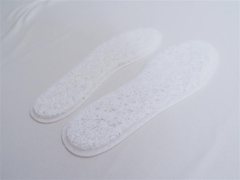 高反発ブレスエアー製「インソール」3足セット 日本製 近江化成工業株式会社 滋賀県 東近江市 A72 洗える 蒸れない 抗菌 防臭 足ムレ対策 水虫予防 立ち仕事 足裏快適 高通気 衝撃吸収 スニーカー ブーツ 安全靴 革靴