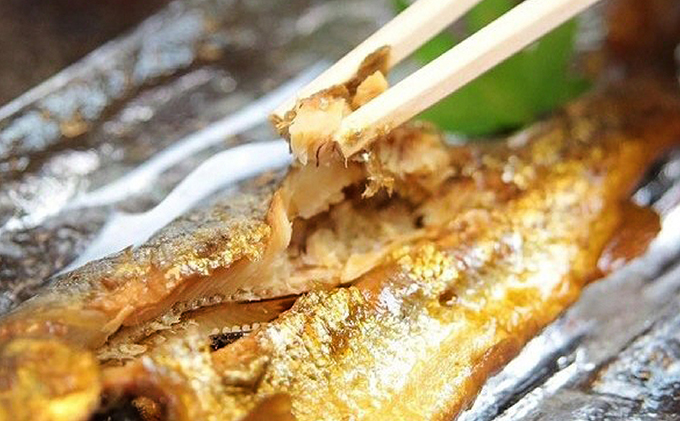 名代 虹鱒（ニジマス）の甘露煮 5尾入り 魚介類 ニジマス 虹鱒 鱒 ます 加工食品 おつまみ ごはんのお供 ご飯のおかず 5000円