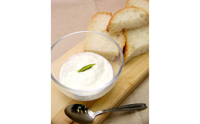 伊吹ヨーグルト（加糖）100g×12ヶ入