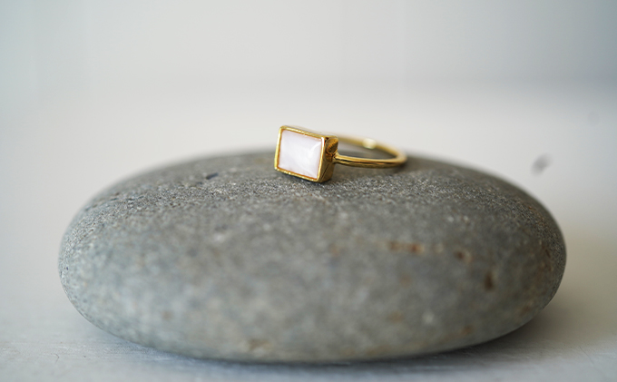 池蝶貝（イケチョウガイ）レグタングルリング【13号】