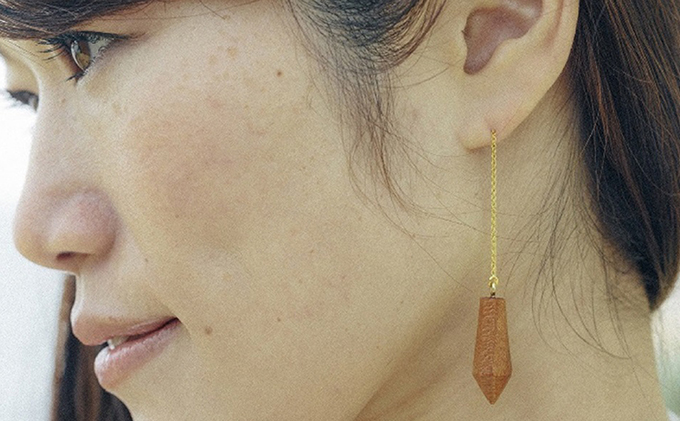 幾木　木彫アクセサリー　琵琶湖のしずく（ケヤキ）