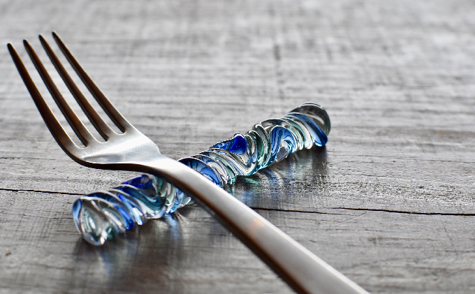 ガラスのカトラリーレスト　ブルー