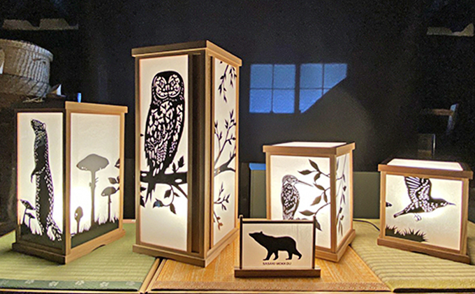 【笹木木工×早川鉄兵】切り絵のあんどん（イタチ）