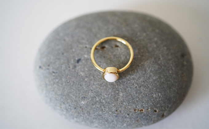 池蝶貝（イケチョウガイ）オーバルリング【10号】