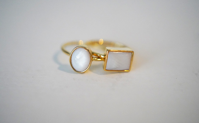 池蝶貝（イケチョウガイ）オーバルリング【13号】