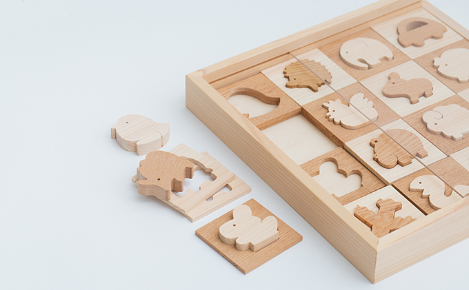 国産ヒノキとケヤキの木製パズル