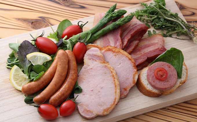 ハム 滋賀県産豚伊吹ハムセット 数量限定 ギフト箱入り ハム ソーセージ ウインナー ベーコン ロース 伊吹ハム セット 詰め合わせ ギフト アウトドア キャンプ