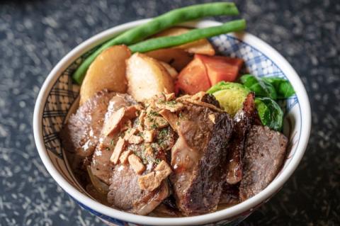 【近江牛 味付焼肉(280g)】肉 牛肉 焼肉 ブランド牛 三大和牛 和牛 黒毛和牛 冷凍 お弁当 おかず お惣菜 滋賀県 竜王