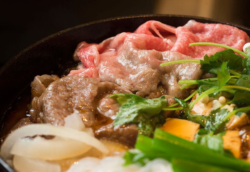 【 近江牛 すき焼き用 赤身 280g 】 黒毛和牛 冷凍 肉 牛肉 ふるさと納税 ブランド牛 近江牛 三大和牛 和牛 すき焼き しゃぶしゃぶ 肉じゃが 滋賀県 竜王