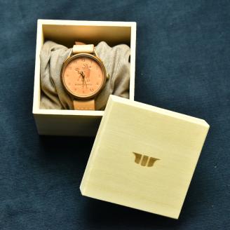 腕時計 本革 レザー 近江牛 ハンドメイド 手作り ベージュ 生成色 贈り物 ギフト プレゼント 国産 受注生産 滋賀県 竜王 岡喜