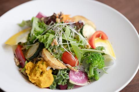 【FILE natural food works】お食事券（3000円相当）