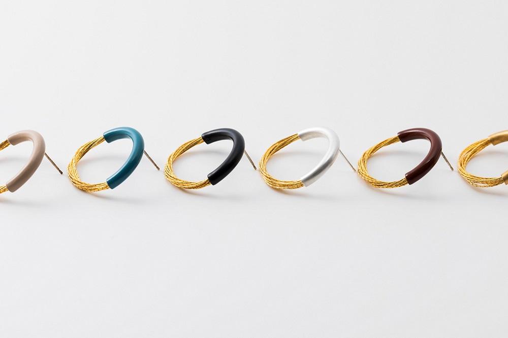 【寺島保太良商店】絲 tabaneピアス［ 京都 工芸ブランド 絹素材 手作り 耳元アクセ 人気 おすすめ アクセサリー 上品 軽量 ギフト お取り寄せ 通販 送料無料 ふるさと納税 ］