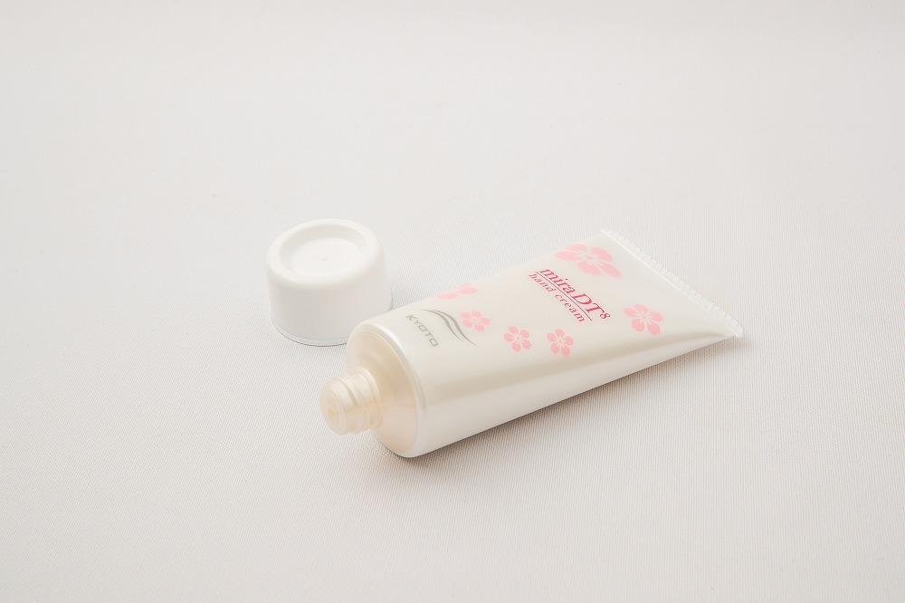 【ヴーム】mira DT8ハンドクリーム［ 京都 化粧品 コスメ 美容 手 肌ケア スキンケア 人気 おすすめ 高価 通販 ふるさと納税 ］