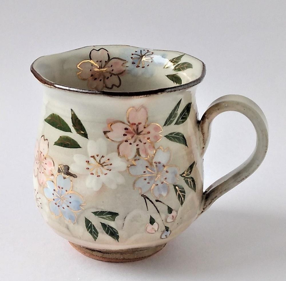 【ギャラリー洛中洛外】優しい色合いの桜が描かれてます 彩さくらマグカップ