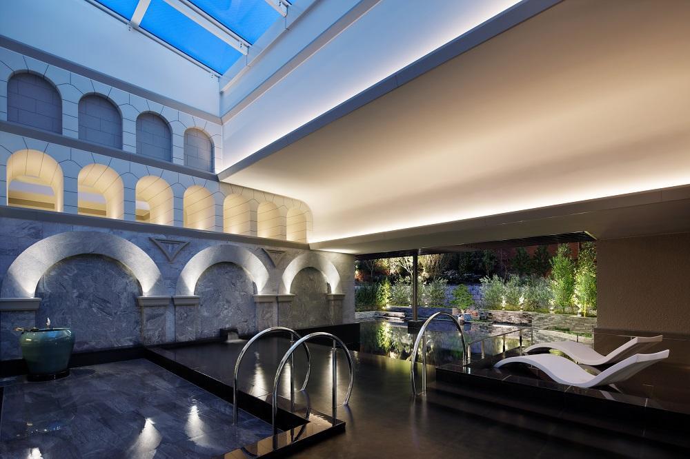 【ウェスティン都ホテル京都】ホテル宿泊ペアチケット 平休日1泊朝食付《デラックスツイン》［ 京都 岡崎 南禅寺 人気観光地 好アクセス 古都一望 ホテル ペア 宿泊券 人気 おすすめ ホテル 宿泊 旅行 観光 グルメ ふるさと納税 ］