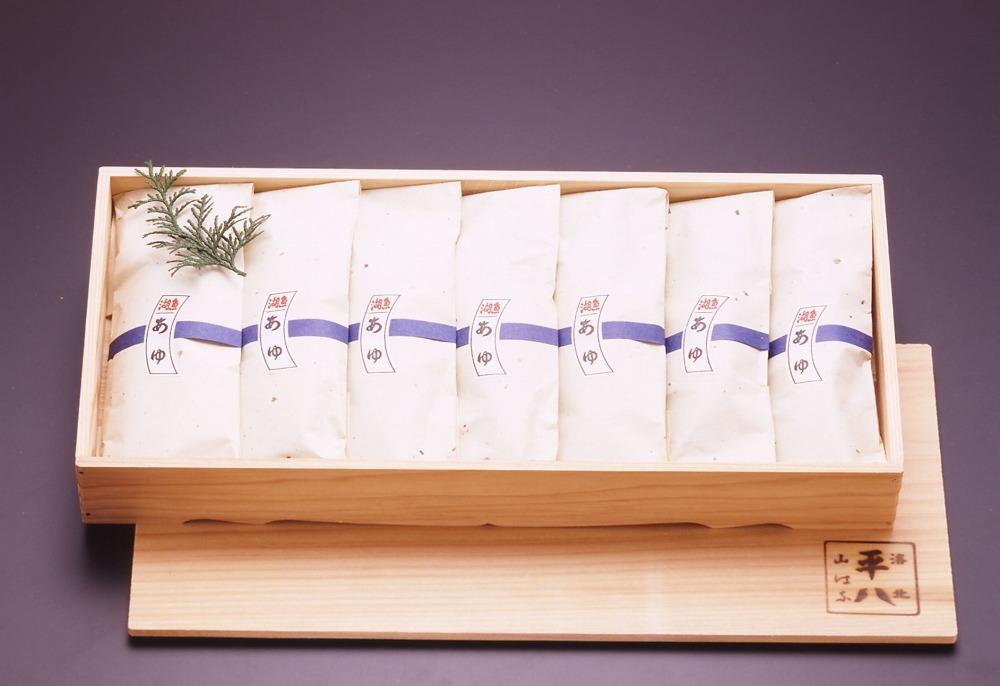 【山ばな平八茶屋】子持ち鮎旨煮