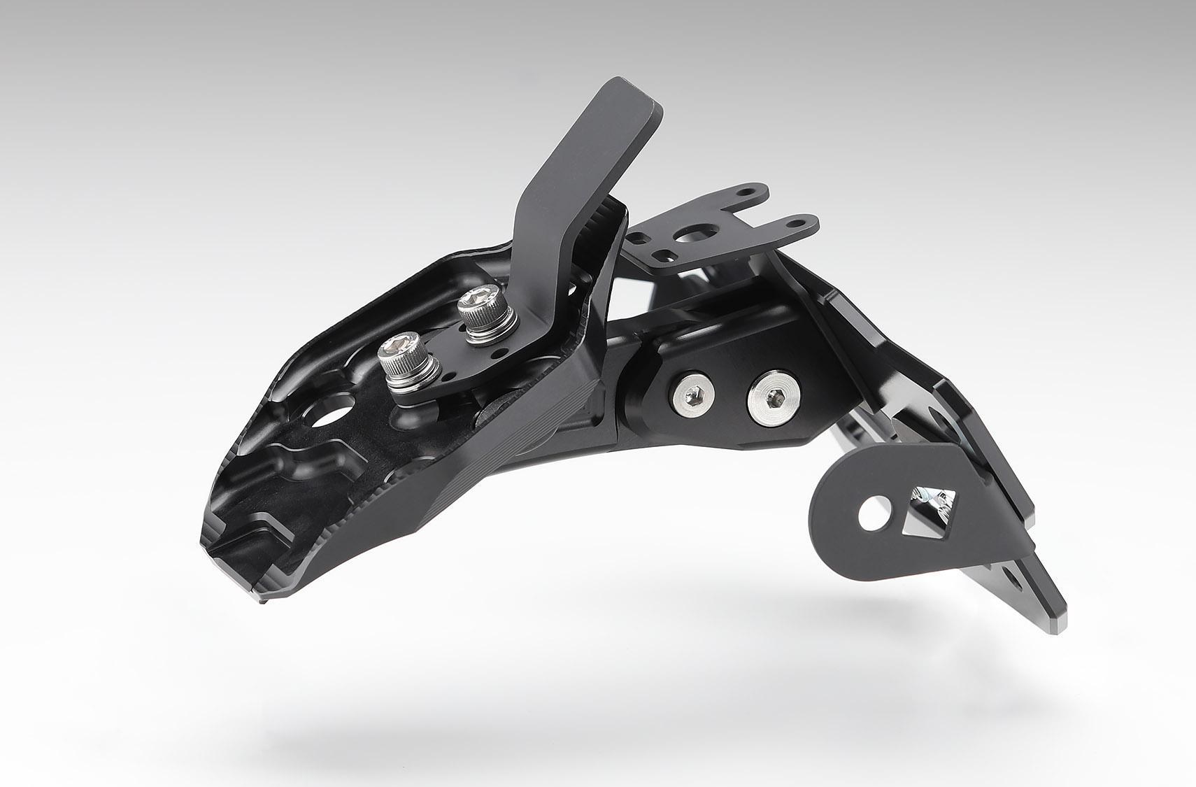 【AELLA】DUCATI パニガーレ/ストリートファイター｜アルミ削出しショートナンバープレートホルダー(Panigale V4/V2/StreetFighter V4/V2) AE-74021［ 京都 バイク カスタム パーツ 人気 おすすめ ツーリング ライダー バイカー メーカー ギア ドゥカティ お取り寄せ 通販 ふるさと納税 ］