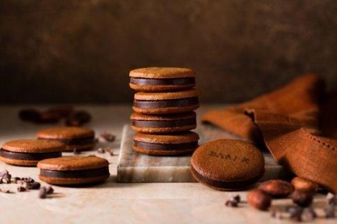 【dari K（ダリケー）】カカオサンドクッキー2種食べ比べセット（ダーク・抹茶）［ 京都 チョコレート カカオを通して世界を変える 人気 おすすめ ギフト プレゼント 贈答 お取り寄せ お菓子 スイーツ ］ 