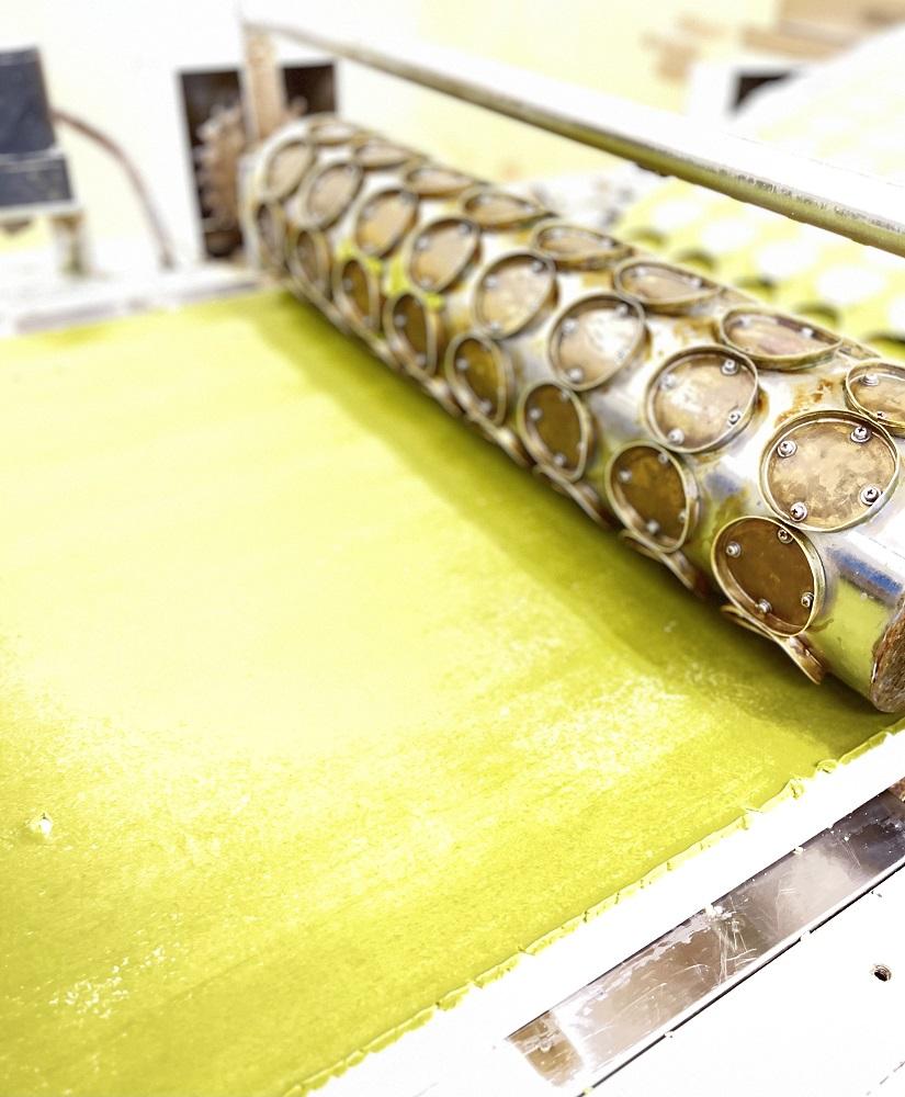 【クレーム デ ラ クレーム】クリスピーチョコヴァッフェル抹茶（１２枚）