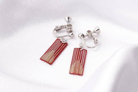 【中嶋象嵌】長四角　ピアス〈ライン〉