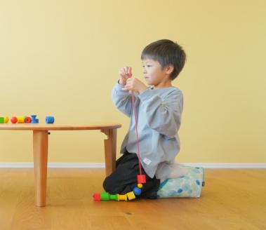 【洛中高岡屋】えがおつながる、おざぶとん『おじゃみキッズ習（しゅう）』（しゃぼんふゆ＆藍玉）