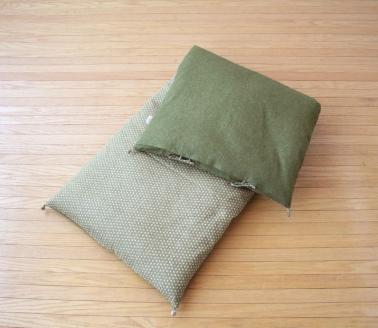 【洛中高岡屋】うたた寝にちょうどいい寛ぎのアイテム　カバータイプごろ寝敷きふとん（グリーン系）