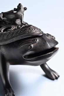 【清課堂】三足の蛙　銅・香炉