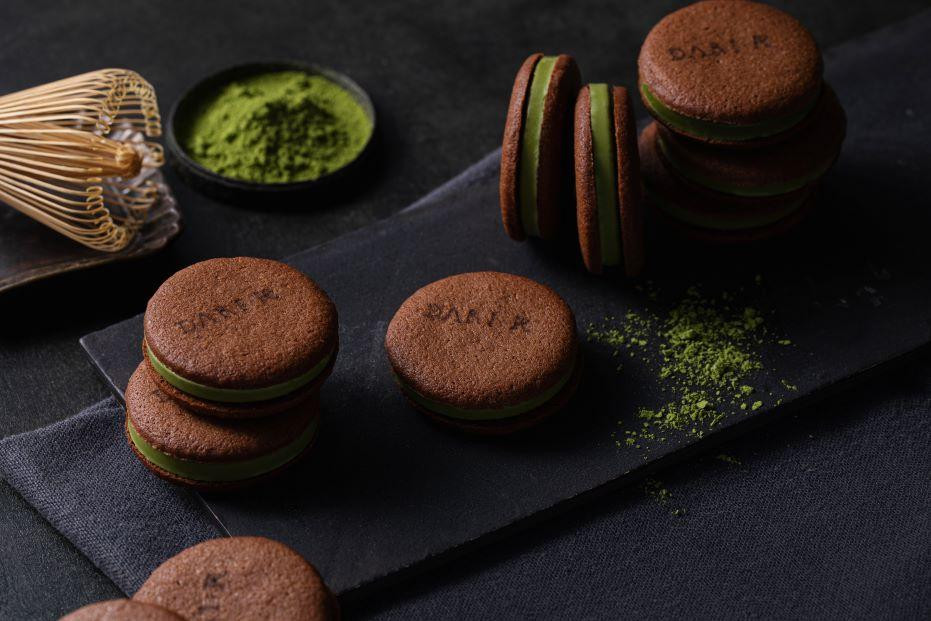 【高島屋選定品】＜dari K(ダリケー）＞カカオサンドクッキー2種食べ比べセット（ミルク・抹茶）［ 京都 チョコレート カカオを通して世界を変える 人気 おすすめ ギフト プレゼント 贈答 お取り寄せ お菓子 スイーツ ］