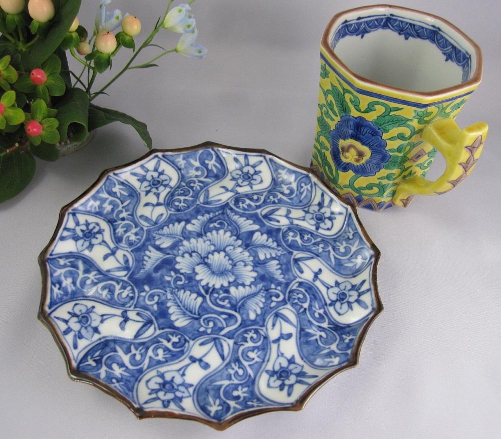 【京陶きよみず】清水焼 黄南京牡丹唐草彫りマグカップ 染付牡丹唐草5寸皿  カップ＆ソーサーセット