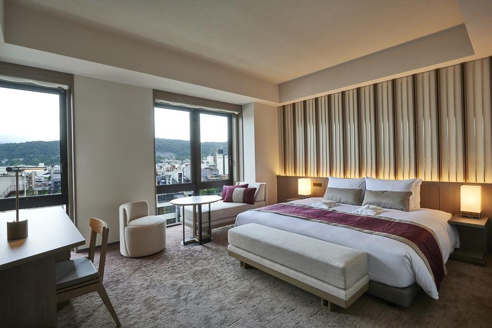 【THE GATE HOTEL 京都高瀬川 by HULIC】1泊朝食付ペア宿泊券《クラッシーツインまたはキング》［ 京都 旅行 宿泊 ホテル 旅館 人気 おすすめ 割引 チケット クーポン 観光 トラベル 宿 ザ・ゲートホテル］