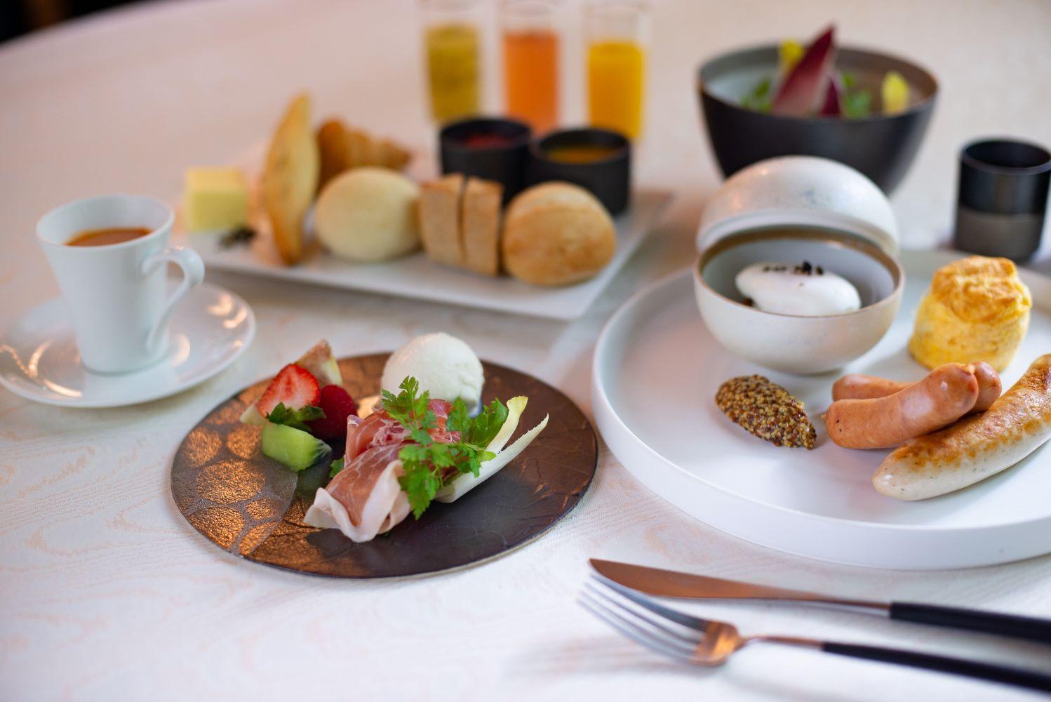 【HOTEL VMG RESORT KYOTO】ギフト券 6,000円分［ 京都 東山 分散型ホテル 京のまち全体がホテル ユニークなコンセプト ホテル 宿泊 ギフト券 割引券 割引 チケット 宿泊券 人気 おすすめ ホテル 宿泊 旅行 観光 グルメ ふるさと納税 ］