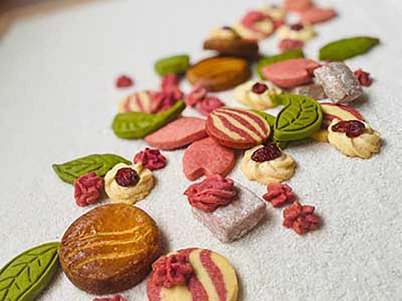 【京都チーズケーキ博物館】【淡紅】パルミジャーノ・レッジャーノのクッキー缶［ 京都 スイーツ 焼菓子 おいしい 人気 おすすめ お取り寄せ お菓子 洋菓子 ］ 