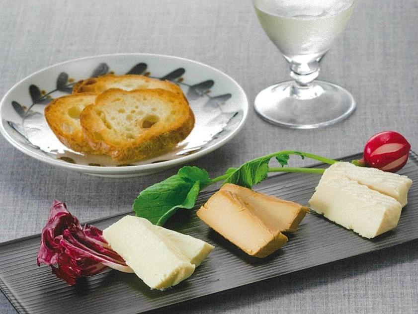 【三木半旅館】三木半旅館特製 和チーズ3種（酒粕・白味噌・溜り醤油）[京都 京料理 チーズ 人気 おすすめ グルメ ギフト プレゼント お取り寄せ 通販 送料無料 ふるさと納税 ]