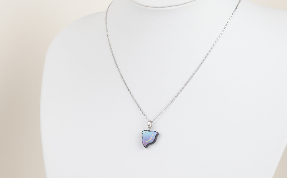 【嵯峩螺鈿野村】千鳥ネックレス｜京都 老舗 伝統工芸 漆器 ジュエリー［ 京都 老舗 伝統工芸 工芸品 アクセサリー ジュエリー ファッション 漆 人気 おすすめ 職人 お取り寄せ 通販 送料無料 ふるさと納税 ］