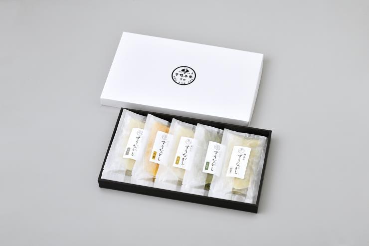 【下鴨茶寮】「料亭のすりながし」旨み広がる5つの味わい 5袋 各180ml［ 京都 老舗 料亭 ポタージュ スープ 人気 おすすめ グルメ 京料理 京懐石 ギフト プレゼント お取り寄せ 通販 送料無料 ふるさと納税 ］