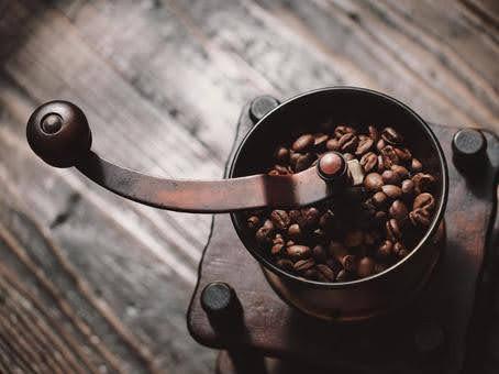 〈定期便・6ヶ月〉【PINROASTER】木屋町ブレンド（豆のまま）（200ｇ×2）