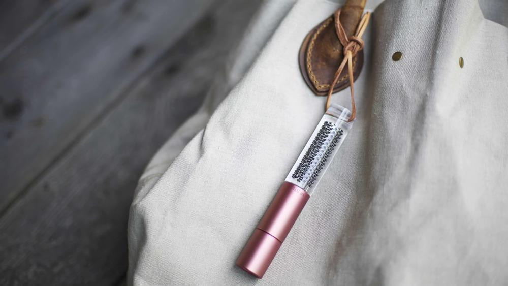 【世界初の全方位受光ソーラー】スフェラースティック（ソーラーLEDペンライト）＜グリーン＞［ 京都 世界初 太陽電池 スフェラ―パワー ランプ アウトドア キャンプ LEDライト LED 災害用 電気 間接照明 照明 ふるさと おしゃれ かっこいい 京都 通販 送料無料 ふるさと納税 ］ 