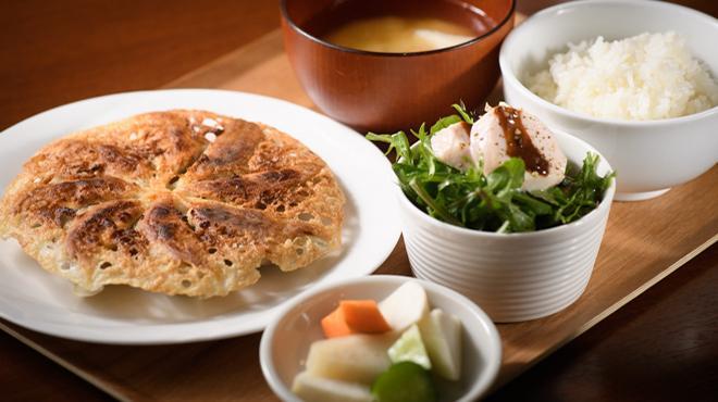 【モトイギョーザ】お食事券3,000円分