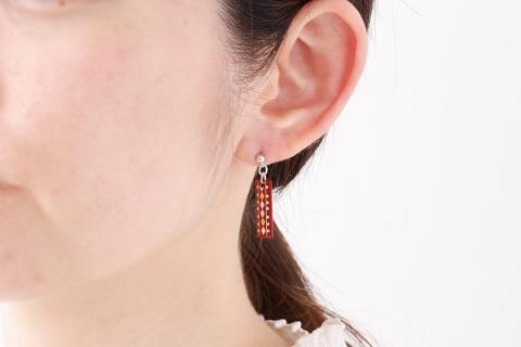 【中嶋象嵌】長四角　ピアス〈ダイヤ〉