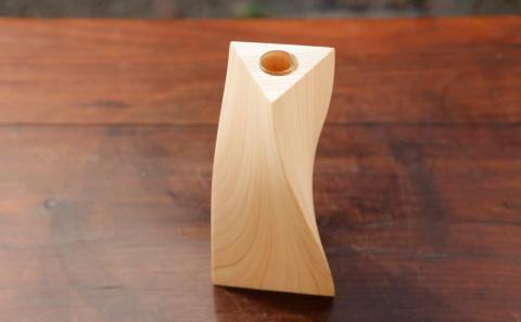 【山田木工所】一輪挿し（三角ねじり）