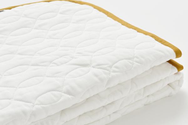 【大東寝具】～オールシーズン快適に使える敷パッド～ 京和晒綿紗 ガーゼ敷パッド（脱脂綿入り）4層（グレー・シングル）［ 京都 寝具 老舗 敷パッド ふとん 人気 おすすめ 快眠 寝ごこち 睡眠 健康 お取り寄せ 通販 送料無料 ふるさと納税 ］