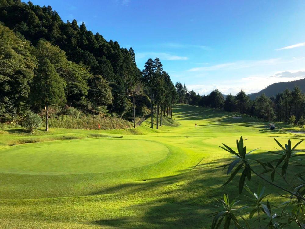 【京都大原パブリックコース】何曜日でもご利用可能！ゴルフプレー代金やレストランで利用できる！15,000円ご利用券（1,000円×15枚）