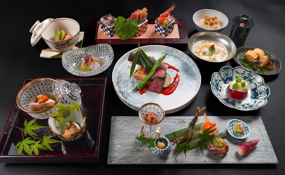 【四条河原町温泉 空庭テラス京都 別邸/京懐石 東山 】レストランペアチケット(ディナー・1ドリンク付)｜京都 ラグジュアリー 人気ホテル 食事券［ 京懐石 和食 コース料理 2名様分 美食 グルメ 人気 おすすめ ホテル 旅行 観光 宿泊 ふるさと納税 ］