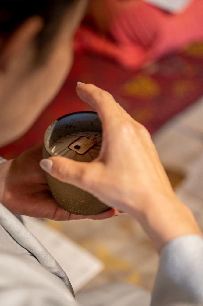 【香道 三品大枝流】大枝流家元のプライベートお香の会（香席）体験 （120分）