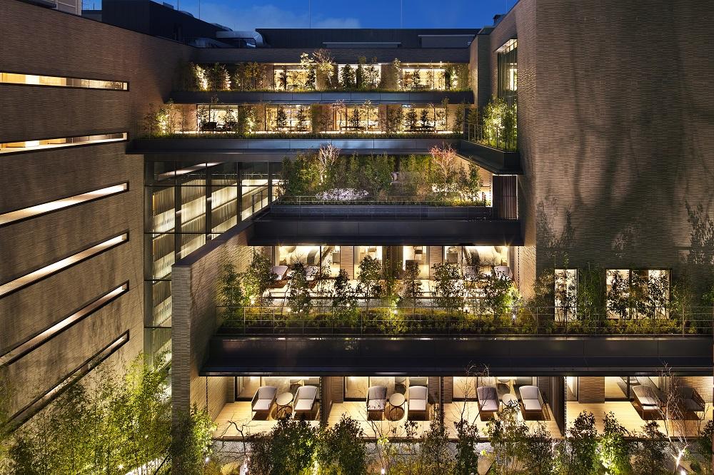 【THE THOUSAND KYOTO】ホテル宿泊ペアチケット(朝食付き)＜スーペリア・ツインルーム＞［ 京都 駅近 便利 好アクセス サウザンド ラグジュアリー ホテル ペア 宿泊券 人気 おすすめ ホテル 宿泊 旅行 観光 食事 グルメ ビュッフェ ふるさと納税 ］