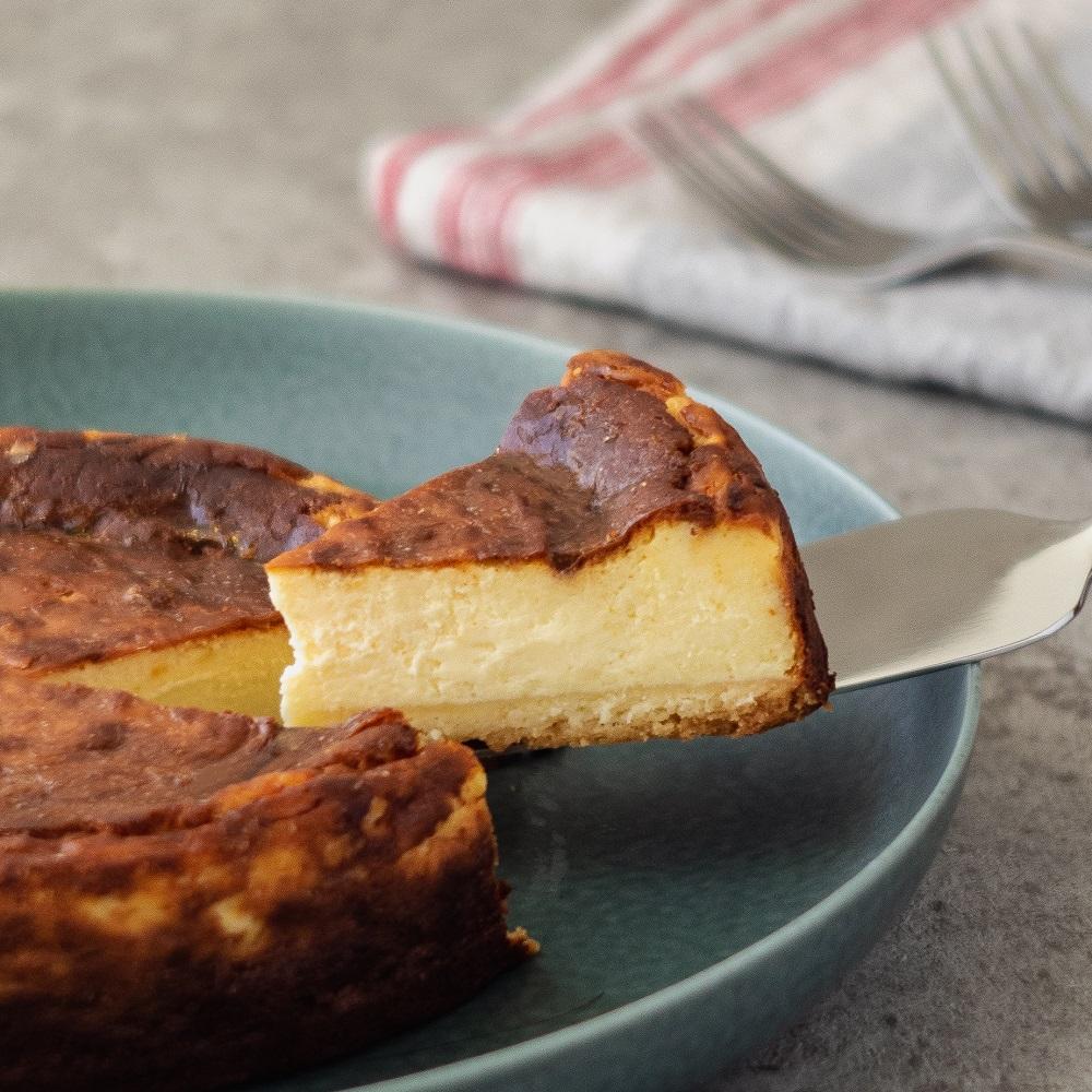 【ブランワン】京都のパティシエ監修 濃厚人気のバスクチーズケーキ 6号