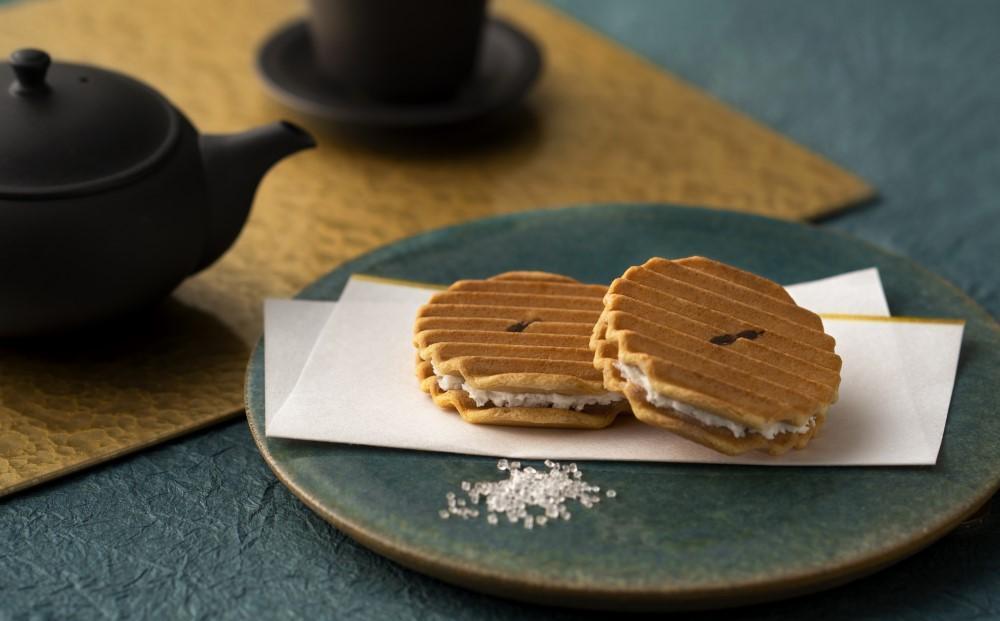 【高島屋選定品】【鼓月】プレミアム千寿せんべい30枚入［ 京都 老舗 和菓子 千寿せんべい 有名店 和菓子 人気 おすすめ お菓子 スイーツ プレミアム お取り寄せ 通販 ギフト プレゼント 贈答 ふるさと納税 ］