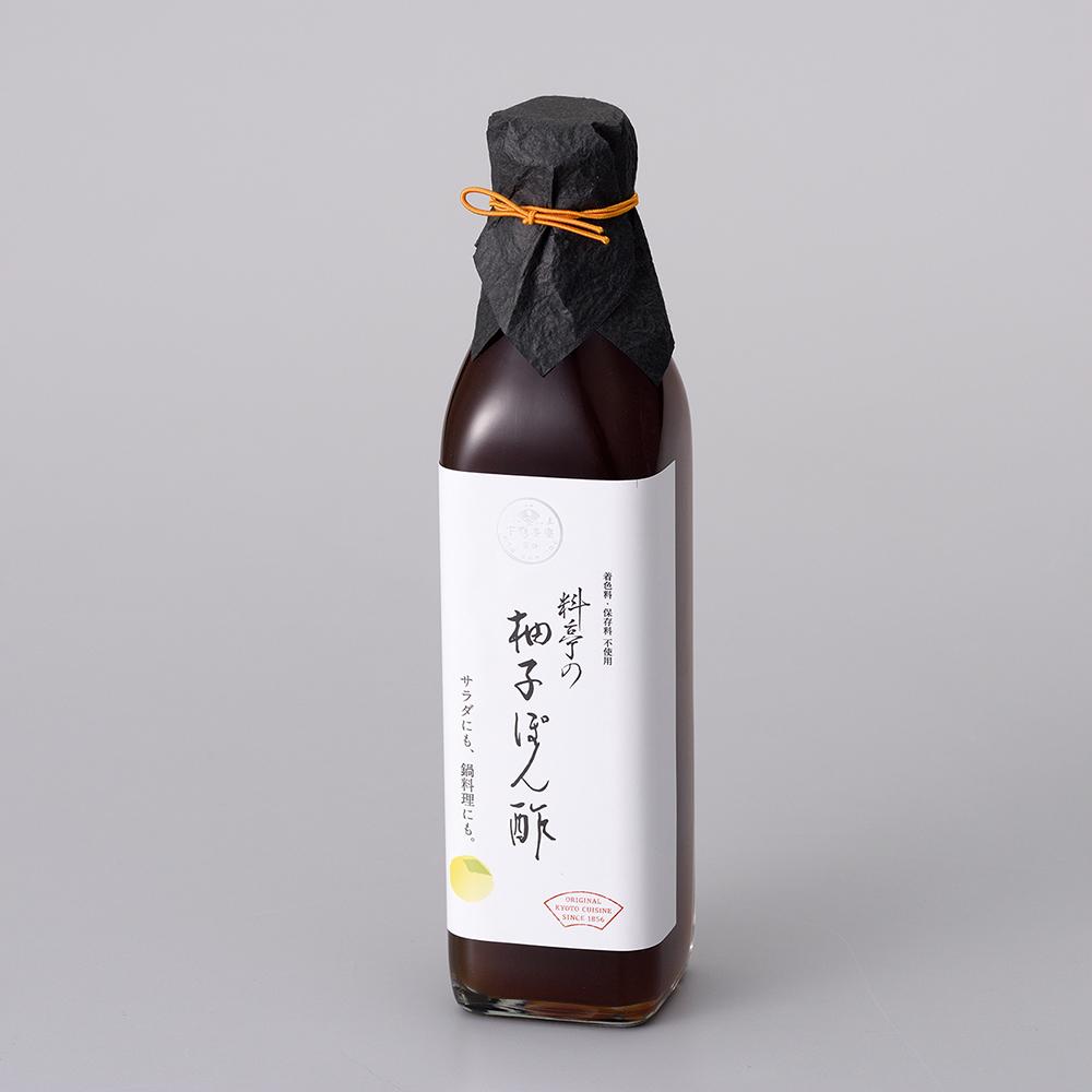 【下鴨茶寮】料亭の柚子ぽん酢(300ml)［ 京都 老舗 料亭 ミシュラン ポン酢 柚 ゆず 調味料 保存料着色料不使用 こだわり素材 人気 おすすめ グルメ 京料理 京懐石 ギフト プレゼント お取り寄せ 通販 送料無料 ふるさと納税 ］