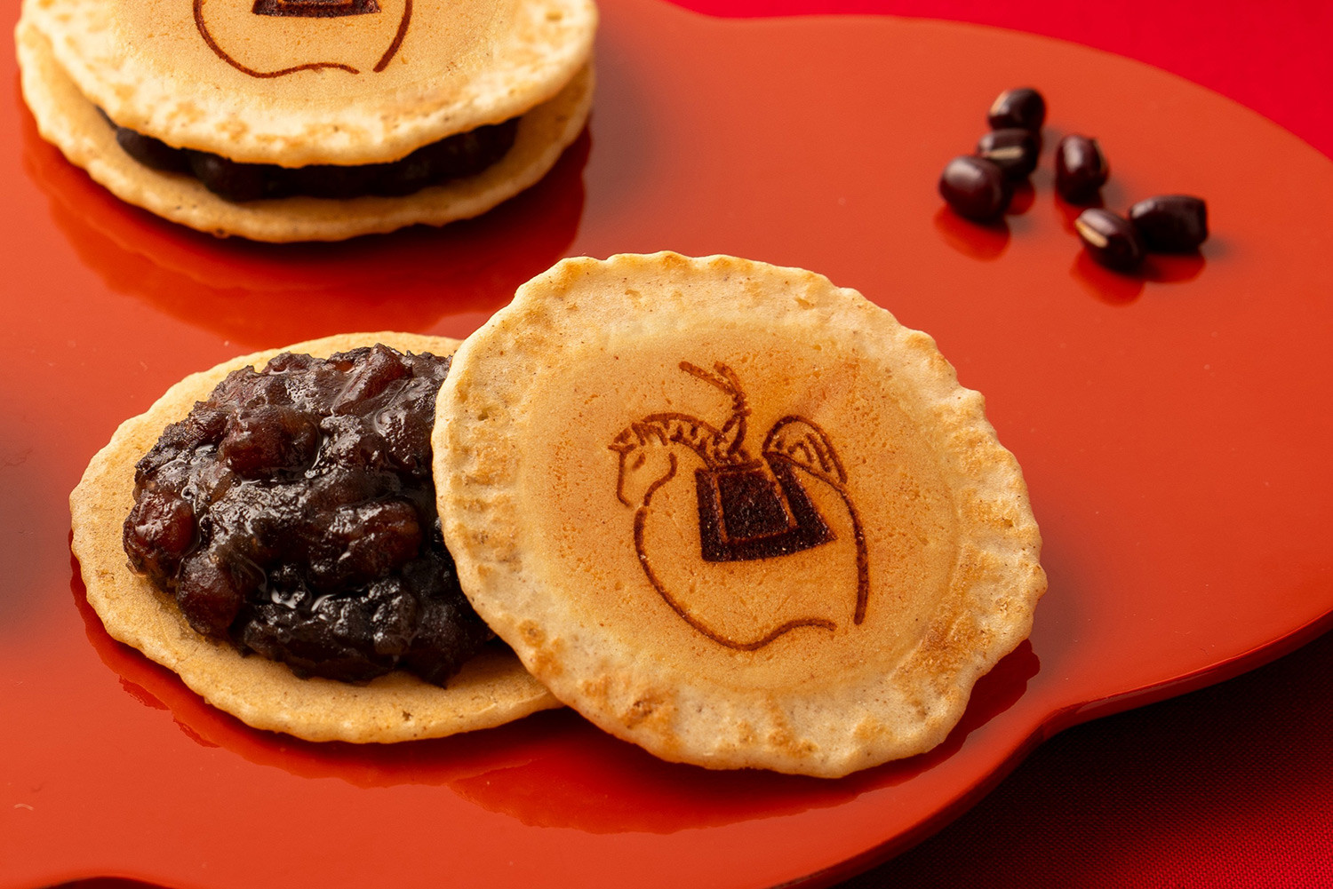 【鼓月】迎春銘菓撰２種詰合せ(プレミアム千寿せんべい６枚、春献上６枚入)｜京都 和菓子 有名店 人気セット 和菓子［ 老舗 和菓子 千寿せんべい 有名店 人気 おすすめ 食べ比べ お菓子 スイーツ お取り寄せ 通販 ギフト プレゼント 贈答 送料無料 ふるさと納税 ］ 